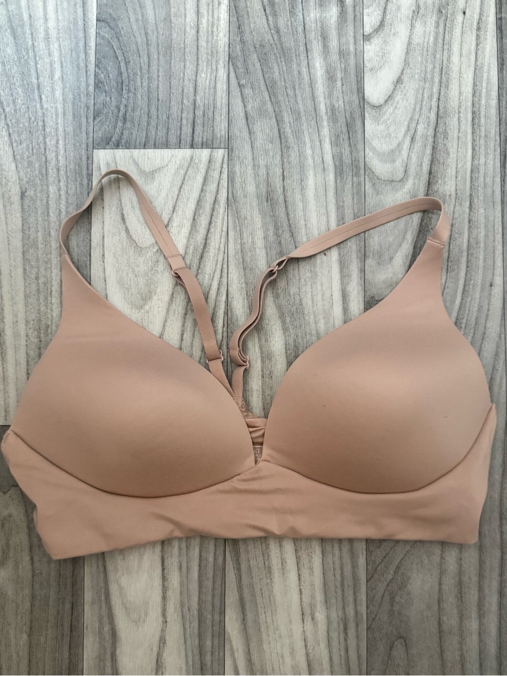 Body by Victoria’s Secret Smooth Nude-Pink T-Shirt Bra